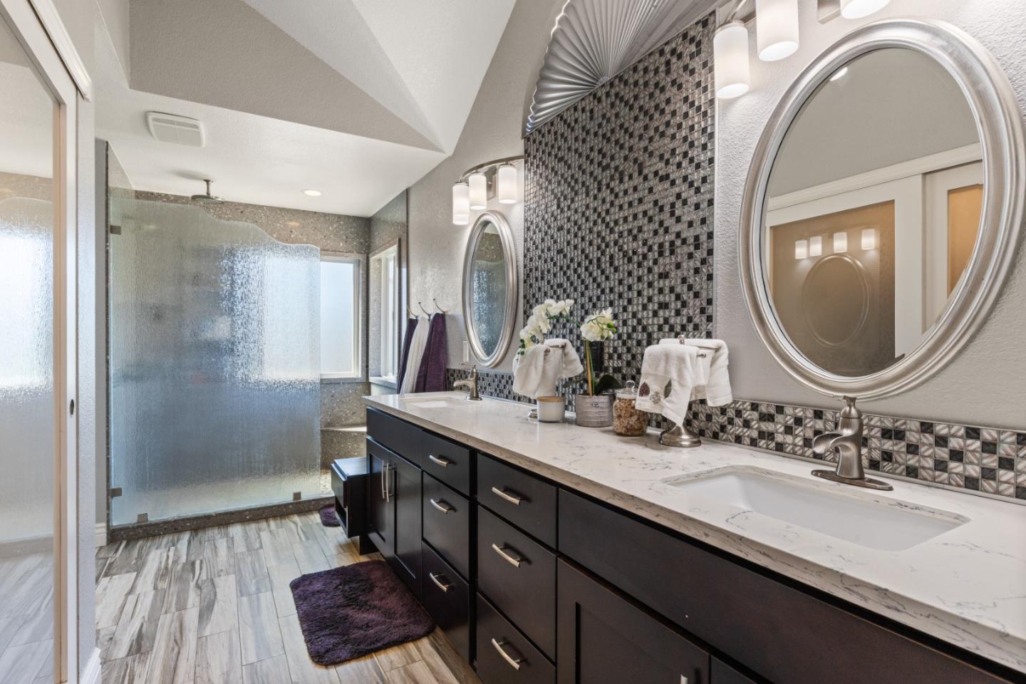 Detail Gallery Image 20 of 39 For 523 Summertree Dr, Livermore,  CA 94551 - 4 Beds | 3 Baths