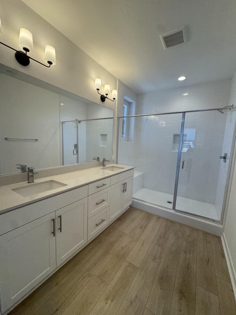 Detail Gallery Image 18 of 42 For 220 Babson Court, Claremont,  CA 91711 - 4 Beds | 3/1 Baths
