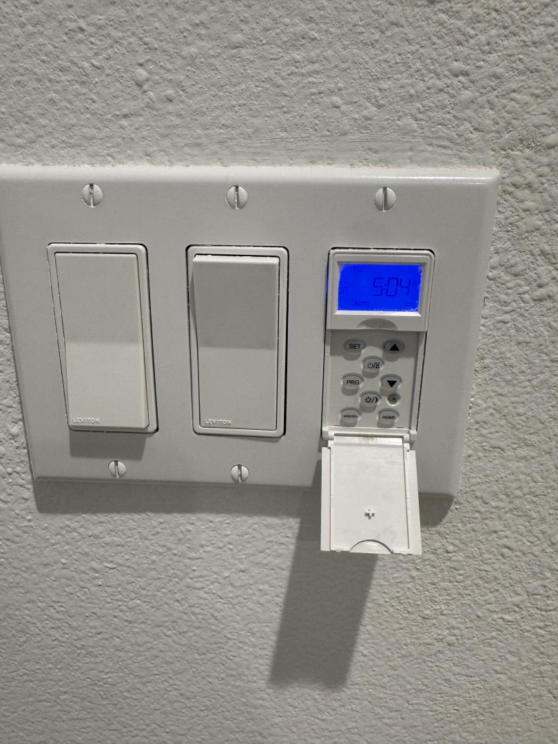 Detail Gallery Image 32 of 42 For 220 Babson Court, Claremont,  CA 91711 - 4 Beds | 3/1 Baths