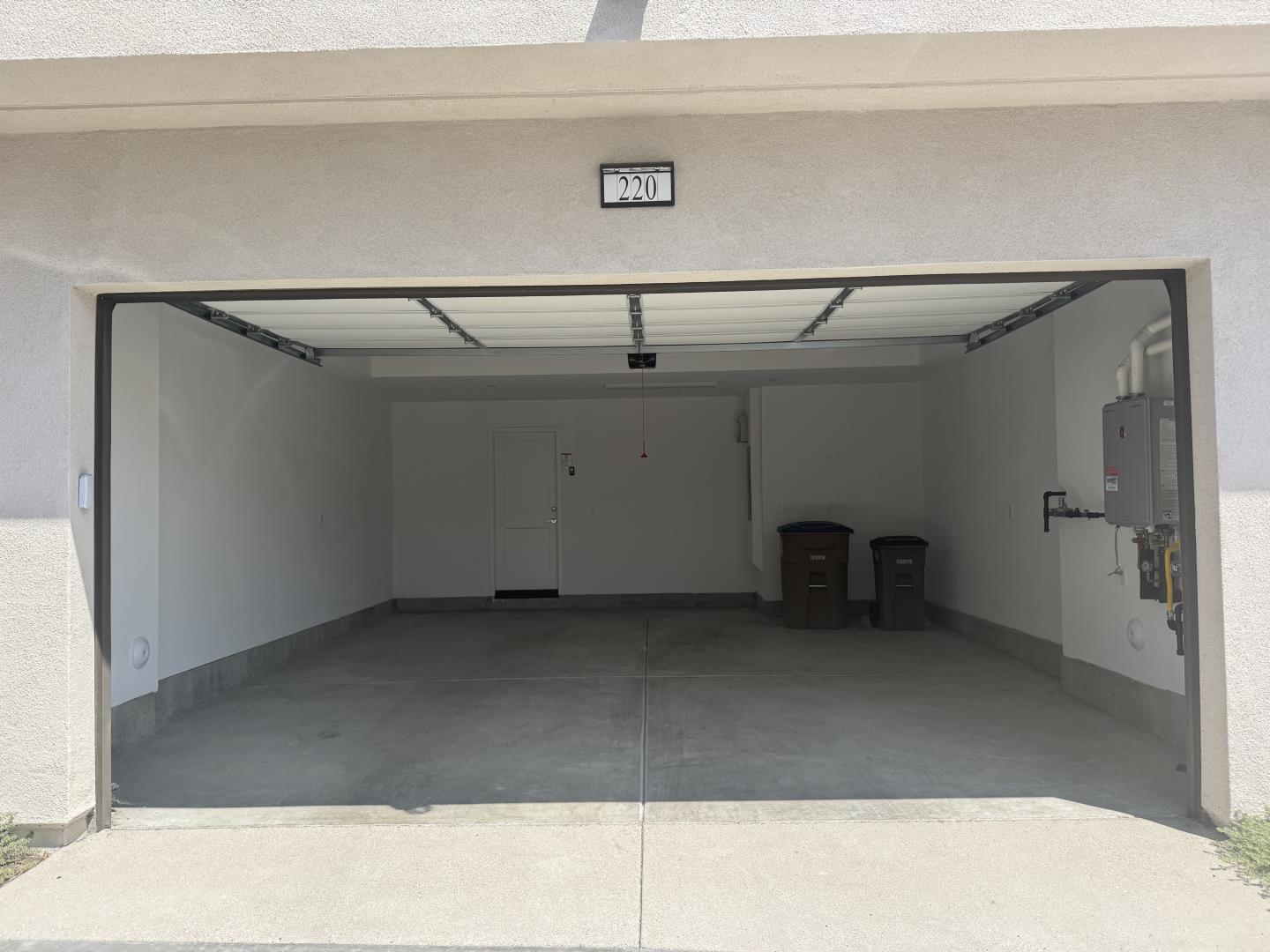 Detail Gallery Image 35 of 42 For 220 Babson Court, Claremont,  CA 91711 - 4 Beds | 3/1 Baths