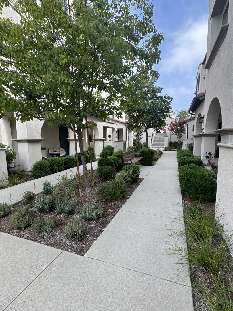 Detail Gallery Image 38 of 42 For 220 Babson Court, Claremont,  CA 91711 - 4 Beds | 3/1 Baths