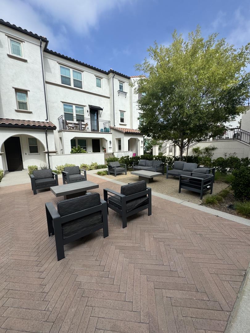 Detail Gallery Image 40 of 42 For 220 Babson Court, Claremont,  CA 91711 - 4 Beds | 3/1 Baths