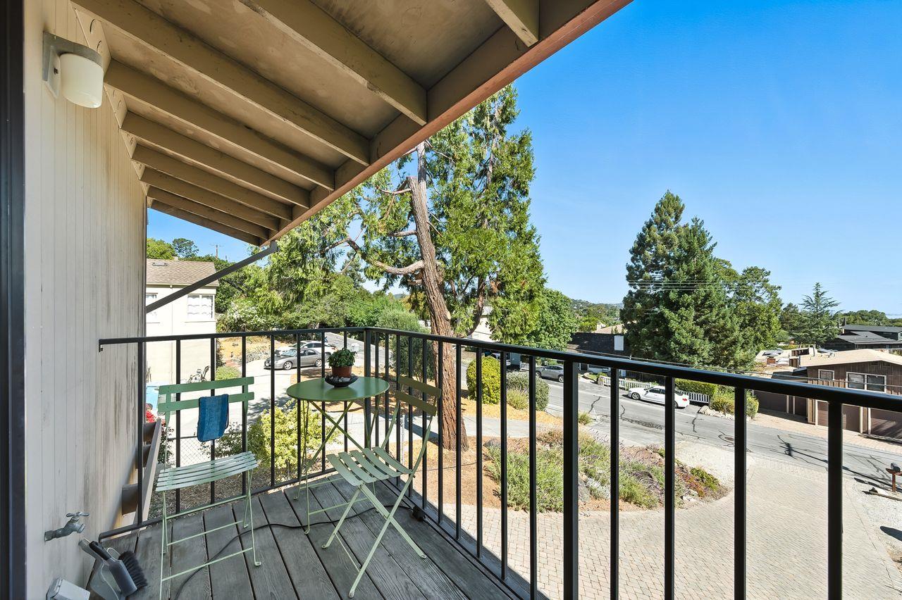 Detail Gallery Image 42 of 72 For 790 Hillcrest Way, Redwood City,  CA 94062 - 4 Beds | 3 Baths