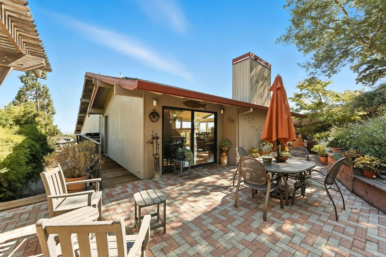 Detail Gallery Image 69 of 72 For 790 Hillcrest Way, Redwood City,  CA 94062 - 4 Beds | 3 Baths
