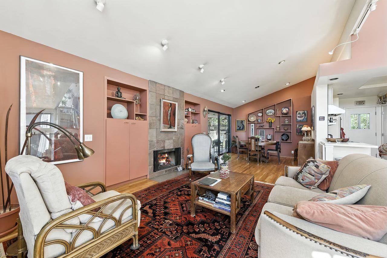 Detail Gallery Image 8 of 72 For 790 Hillcrest Way, Redwood City,  CA 94062 - 4 Beds | 3 Baths