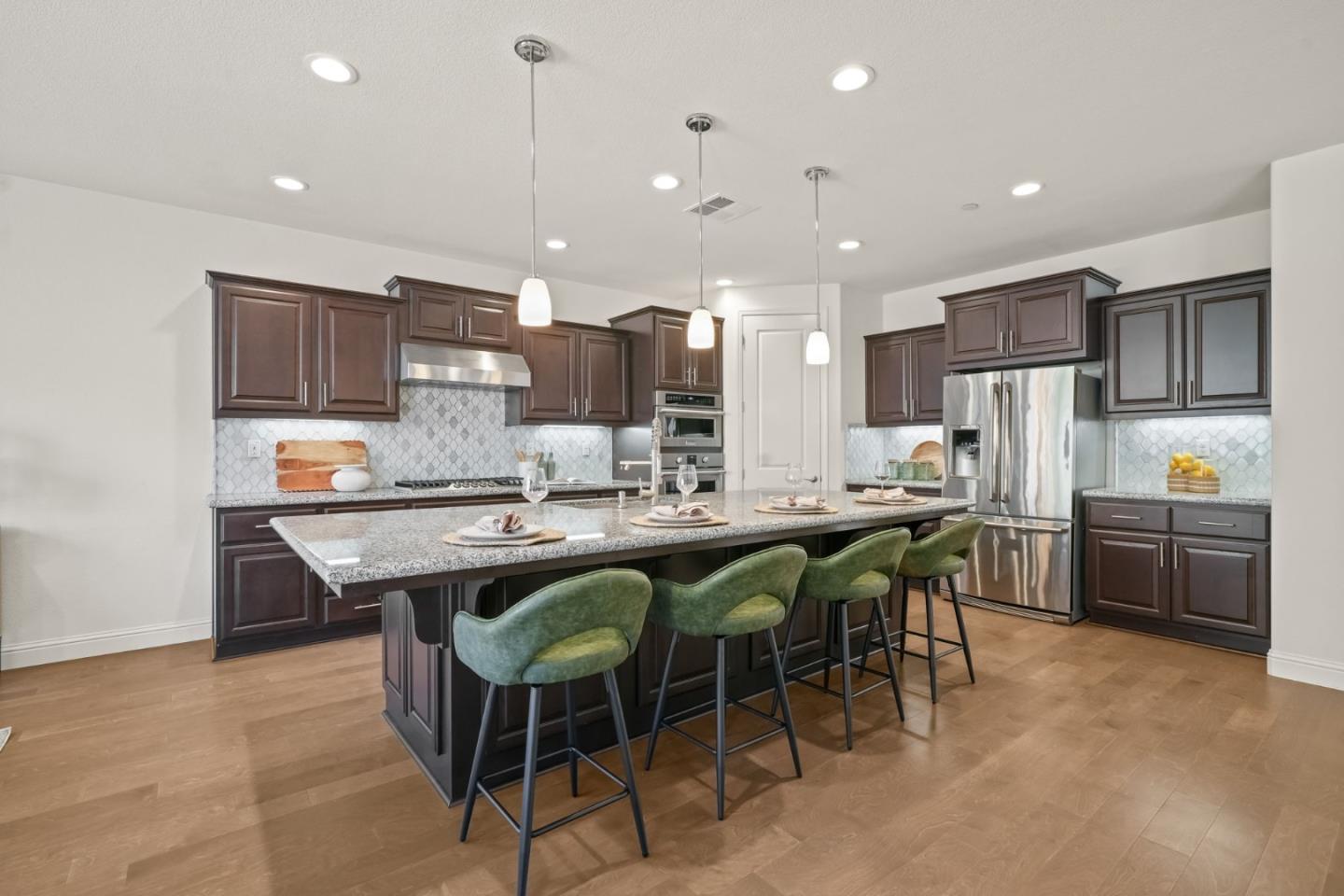 Detail Gallery Image 16 of 76 For 29732 Cantera Dr, Hayward,  CA 94544 - 4 Beds | 3 Baths