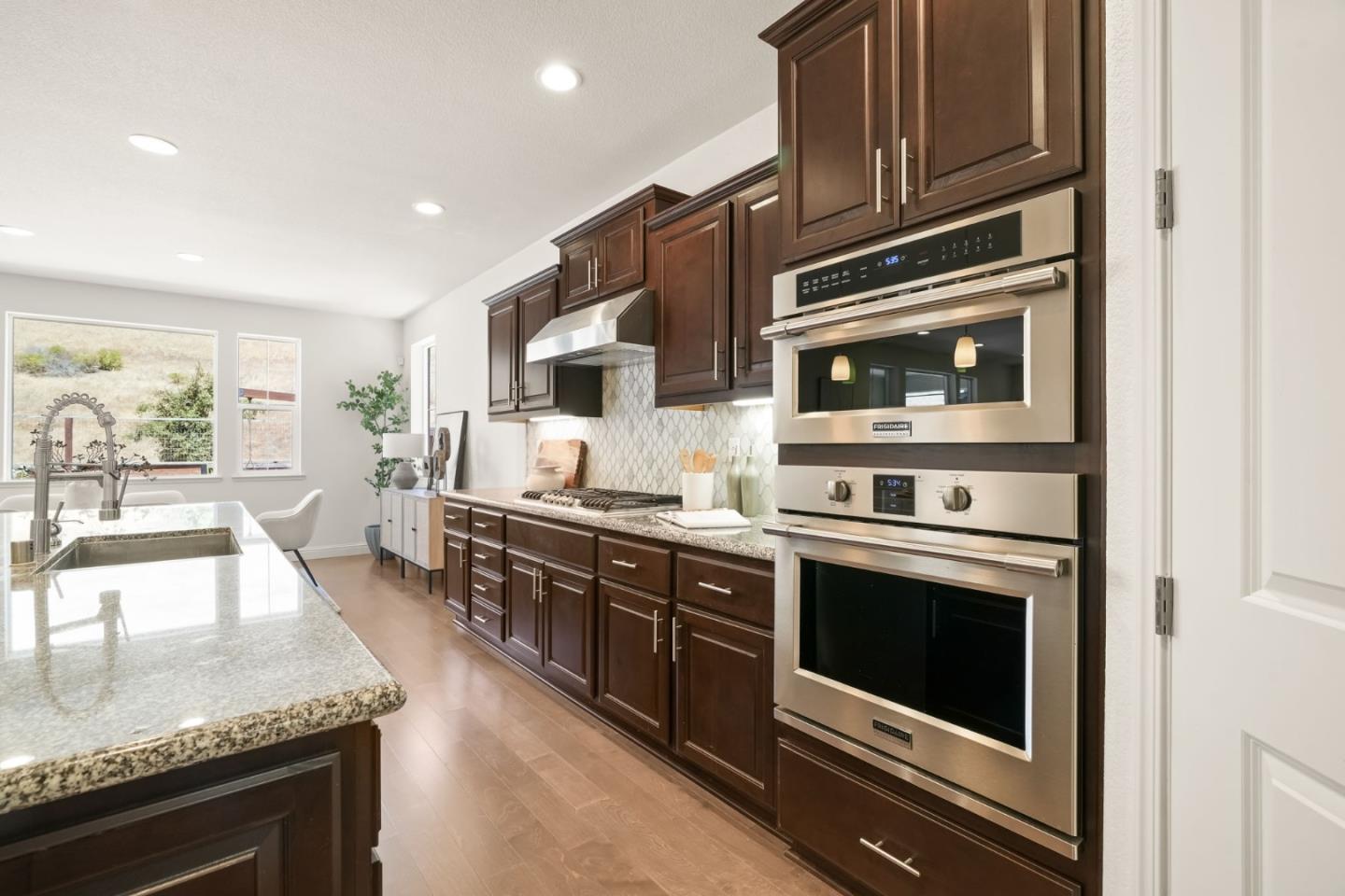 Detail Gallery Image 18 of 76 For 29732 Cantera Dr, Hayward,  CA 94544 - 4 Beds | 3 Baths