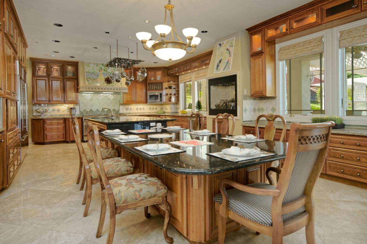 Detail Gallery Image 14 of 85 For 7003 Hollow Lake Way, San Jose,  CA 95120 - 4 Beds | 5 Baths