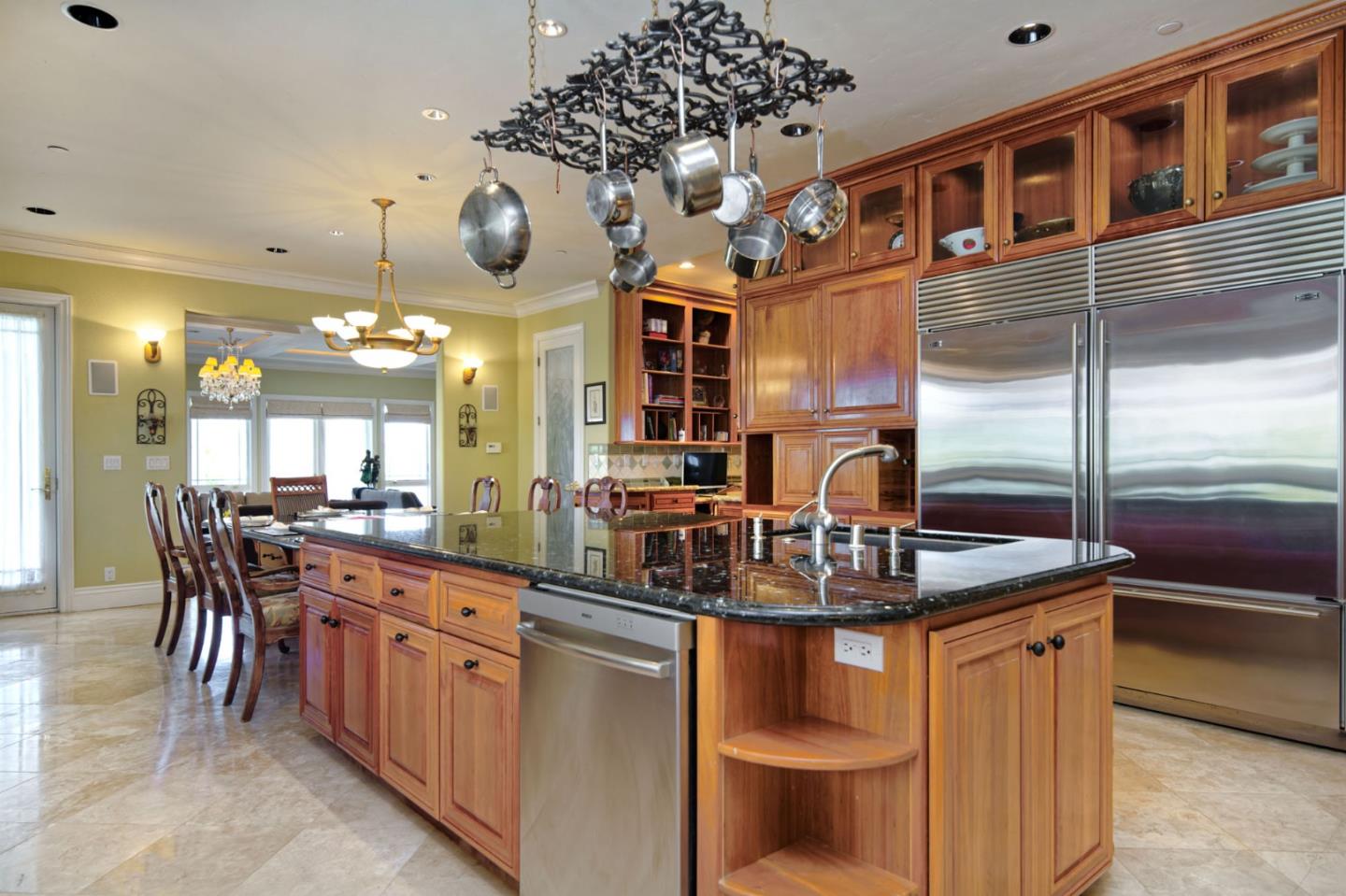 Detail Gallery Image 18 of 85 For 7003 Hollow Lake Way, San Jose,  CA 95120 - 4 Beds | 5 Baths