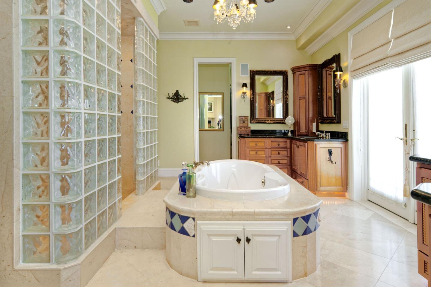 Detail Gallery Image 43 of 85 For 7003 Hollow Lake Way, San Jose,  CA 95120 - 4 Beds | 5 Baths