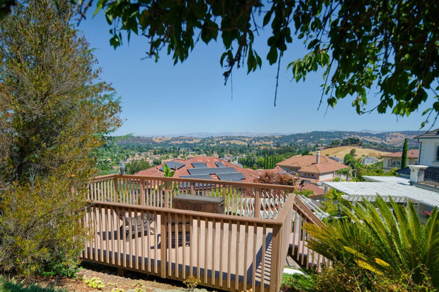 Detail Gallery Image 72 of 85 For 7003 Hollow Lake Way, San Jose,  CA 95120 - 4 Beds | 5 Baths