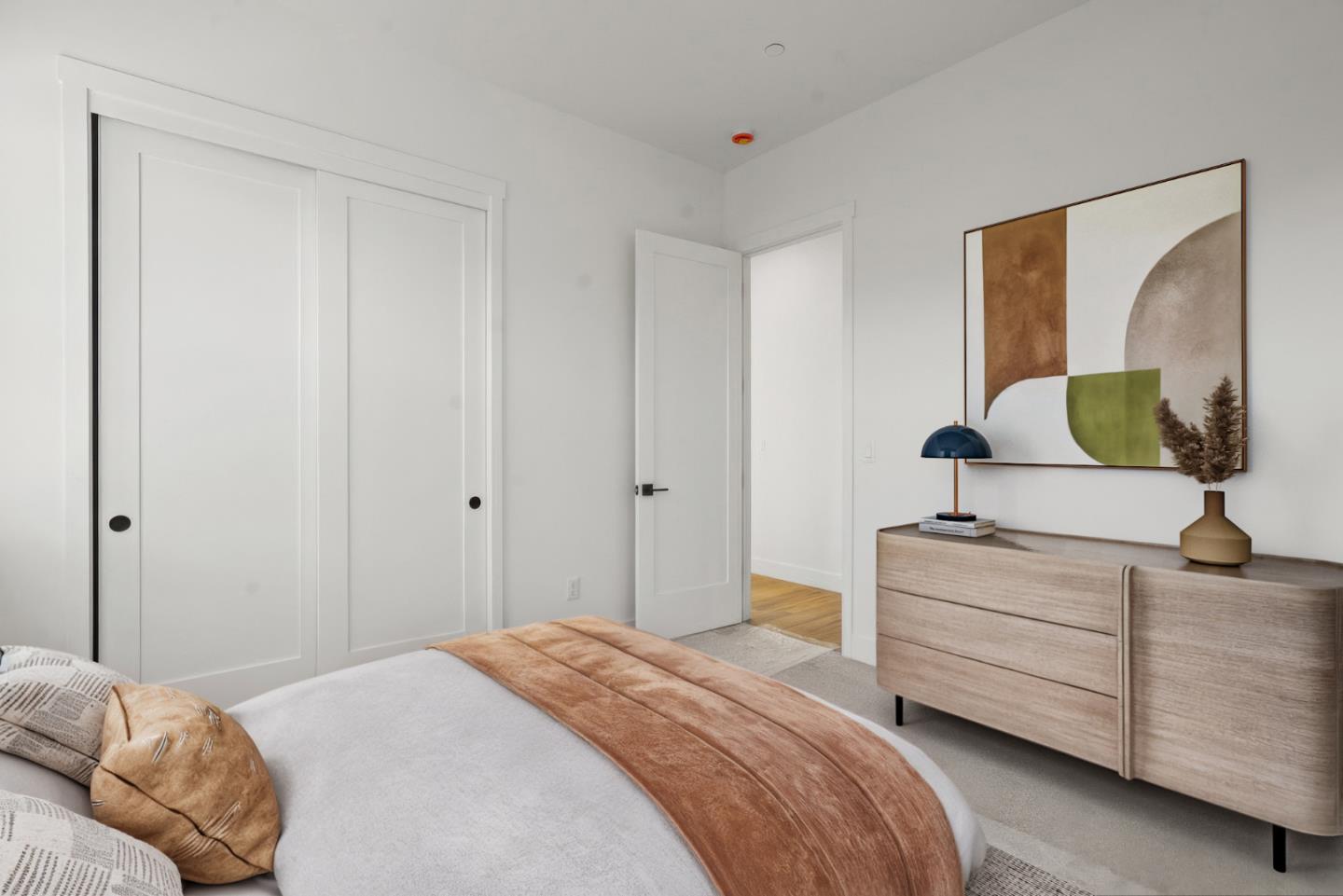 Detail Gallery Image 17 of 25 For 410 Maria Dr, Hollister,  CA 95023 - 4 Beds | 3 Baths