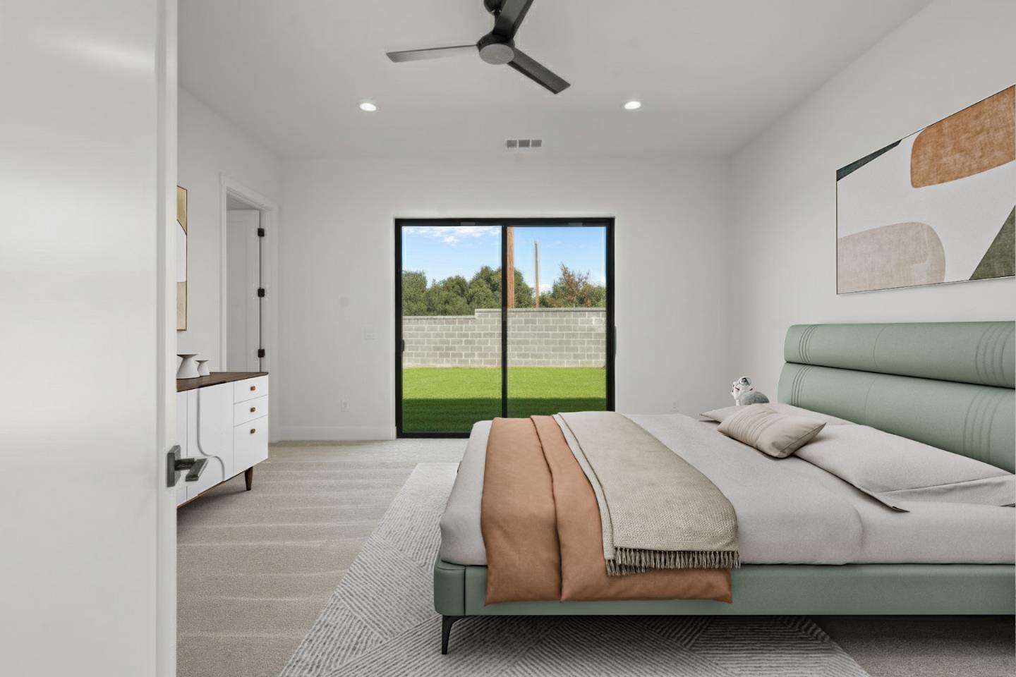 Detail Gallery Image 18 of 25 For 410 Maria Dr, Hollister,  CA 95023 - 4 Beds | 3 Baths