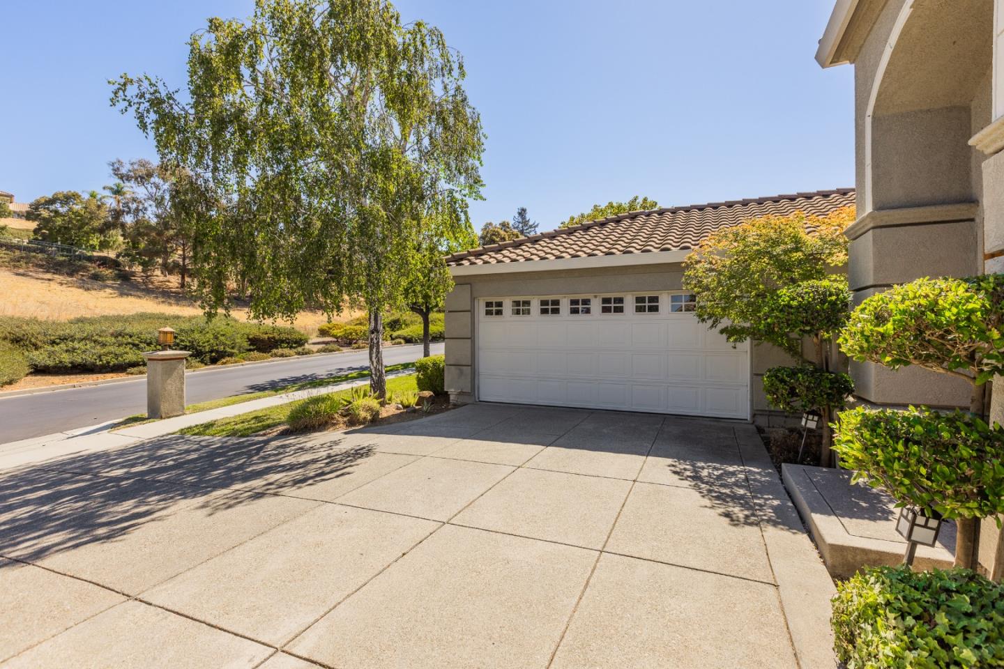 Detail Gallery Image 4 of 37 For 5347 Ligurian Dr, San Jose,  CA 95138 - 4 Beds | 2 Baths