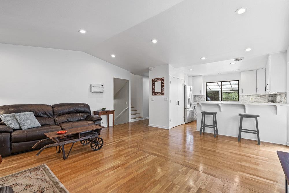 Detail Gallery Image 36 of 88 For 1458 Oakleaf Dr, Royal Oaks,  CA 95076 - 4 Beds | 3 Baths