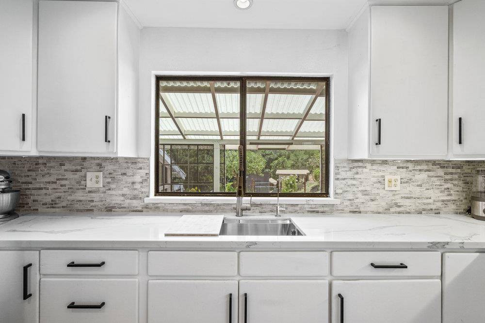 Detail Gallery Image 39 of 88 For 1458 Oakleaf Dr, Royal Oaks,  CA 95076 - 4 Beds | 3 Baths