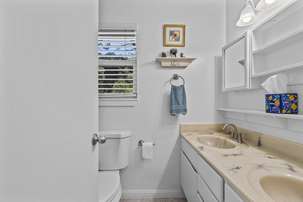 Detail Gallery Image 51 of 88 For 1458 Oakleaf Dr, Royal Oaks,  CA 95076 - 4 Beds | 3 Baths