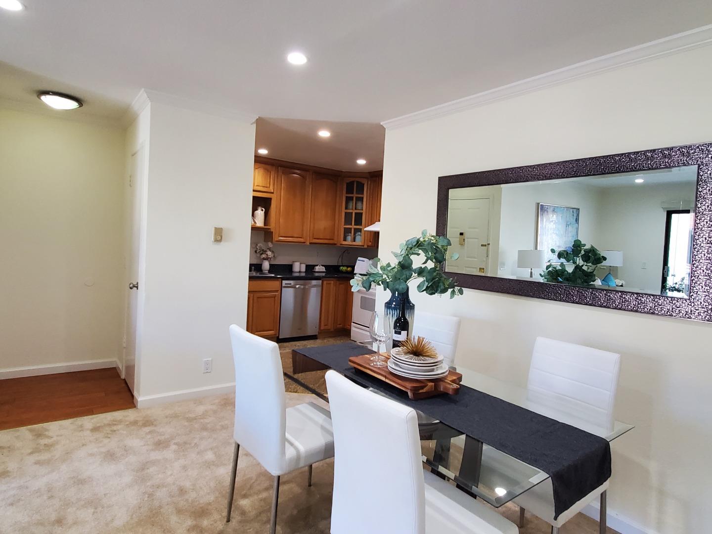 Detail Gallery Image 10 of 24 For 1055 N Capitol Ave #124,  San Jose,  CA 95133 - 2 Beds | 2 Baths