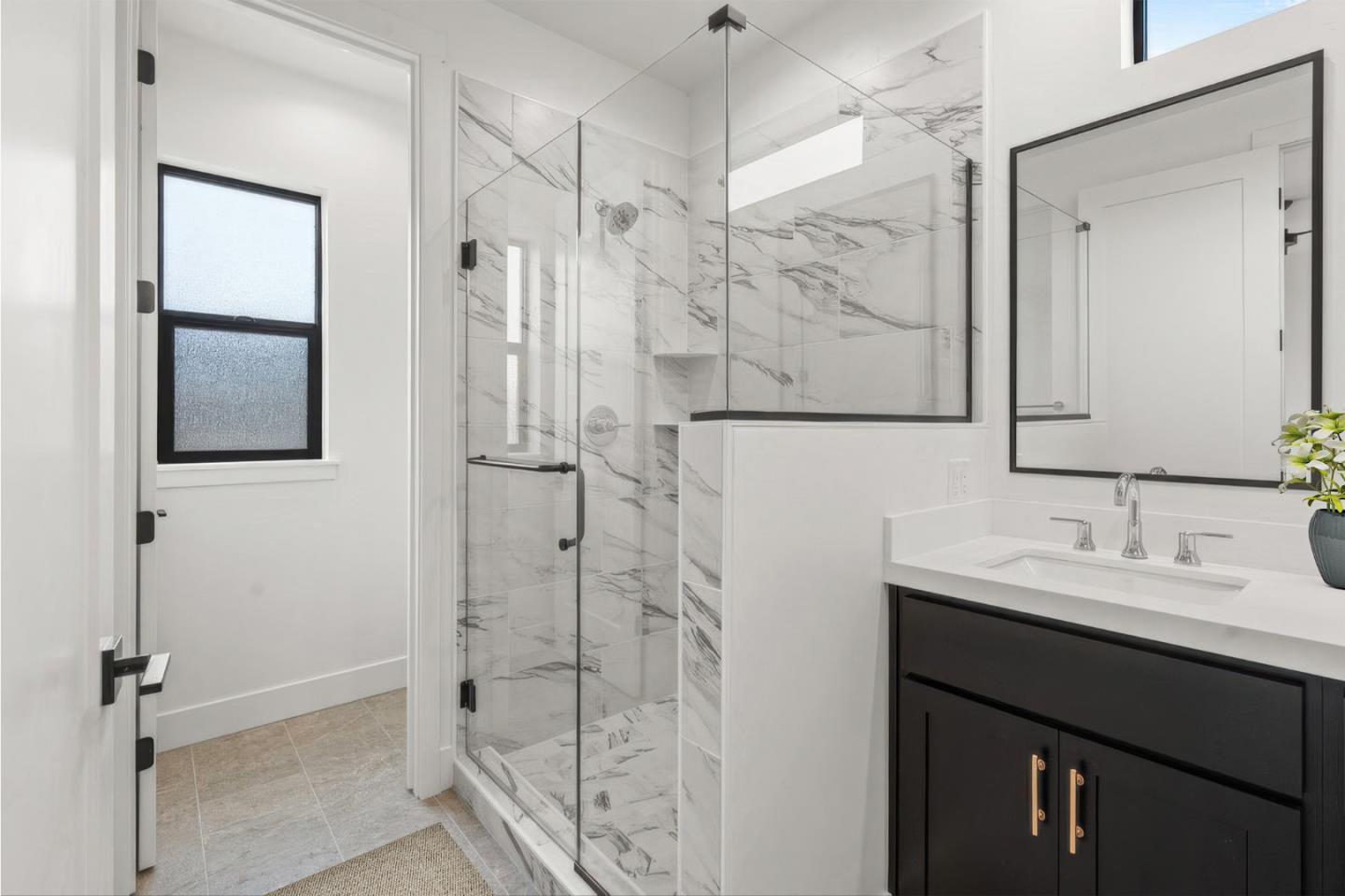 Detail Gallery Image 20 of 23 For 425 Maria Dr, Hollister,  CA 95023 - 3 Beds | 2/1 Baths