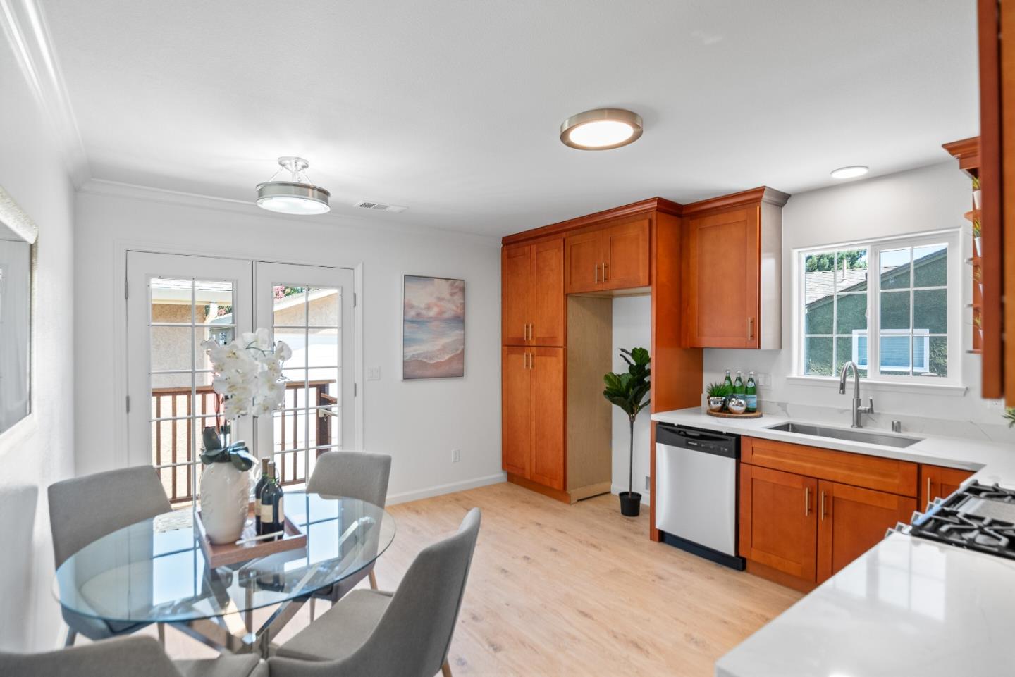 Detail Gallery Image 9 of 50 For 1247 Curtner Ave, San Jose,  CA 95125 - 4 Beds | 3 Baths