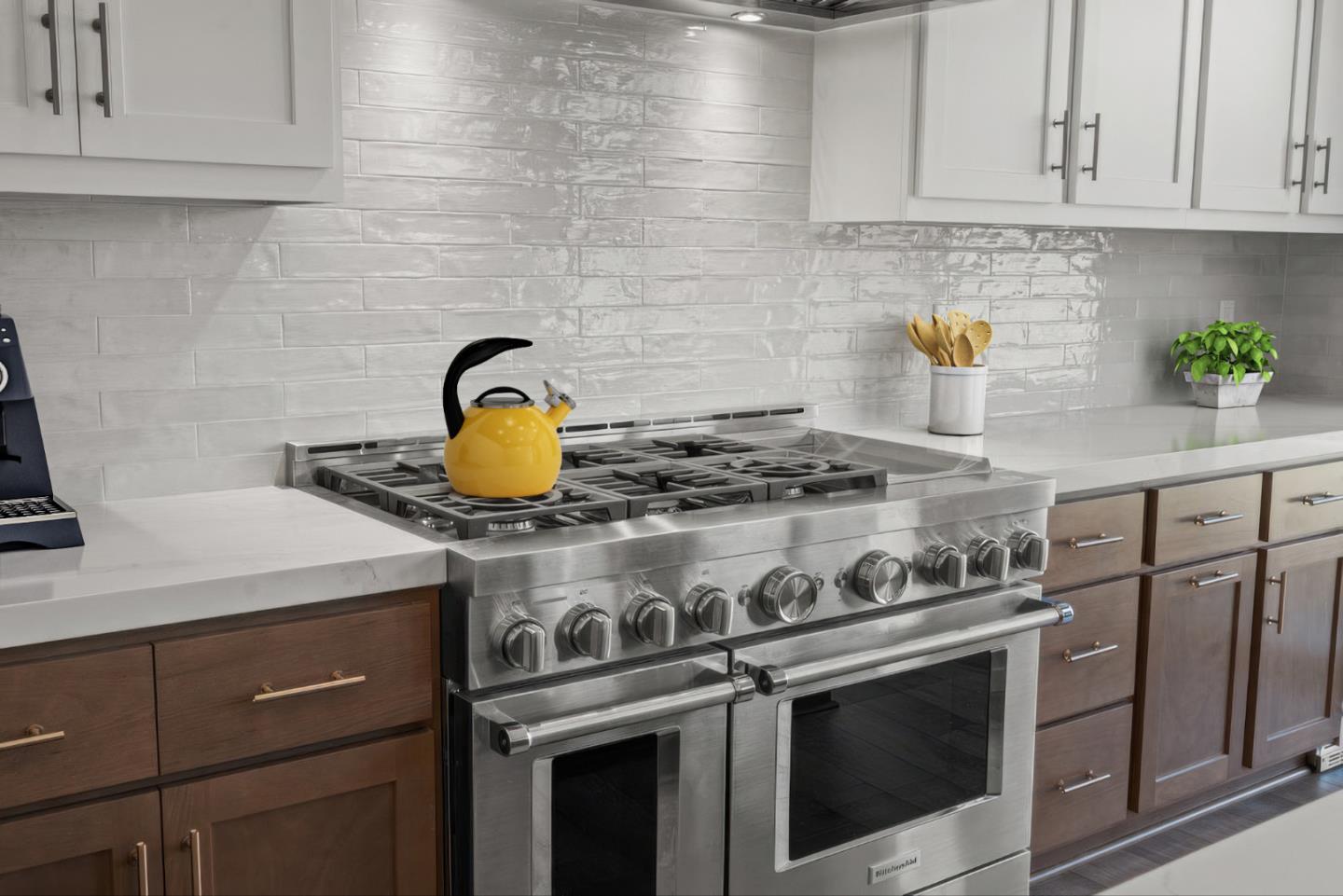 Detail Gallery Image 13 of 27 For 420 Maria #37,  Hollister,  CA 95023 - 4 Beds | 3 Baths