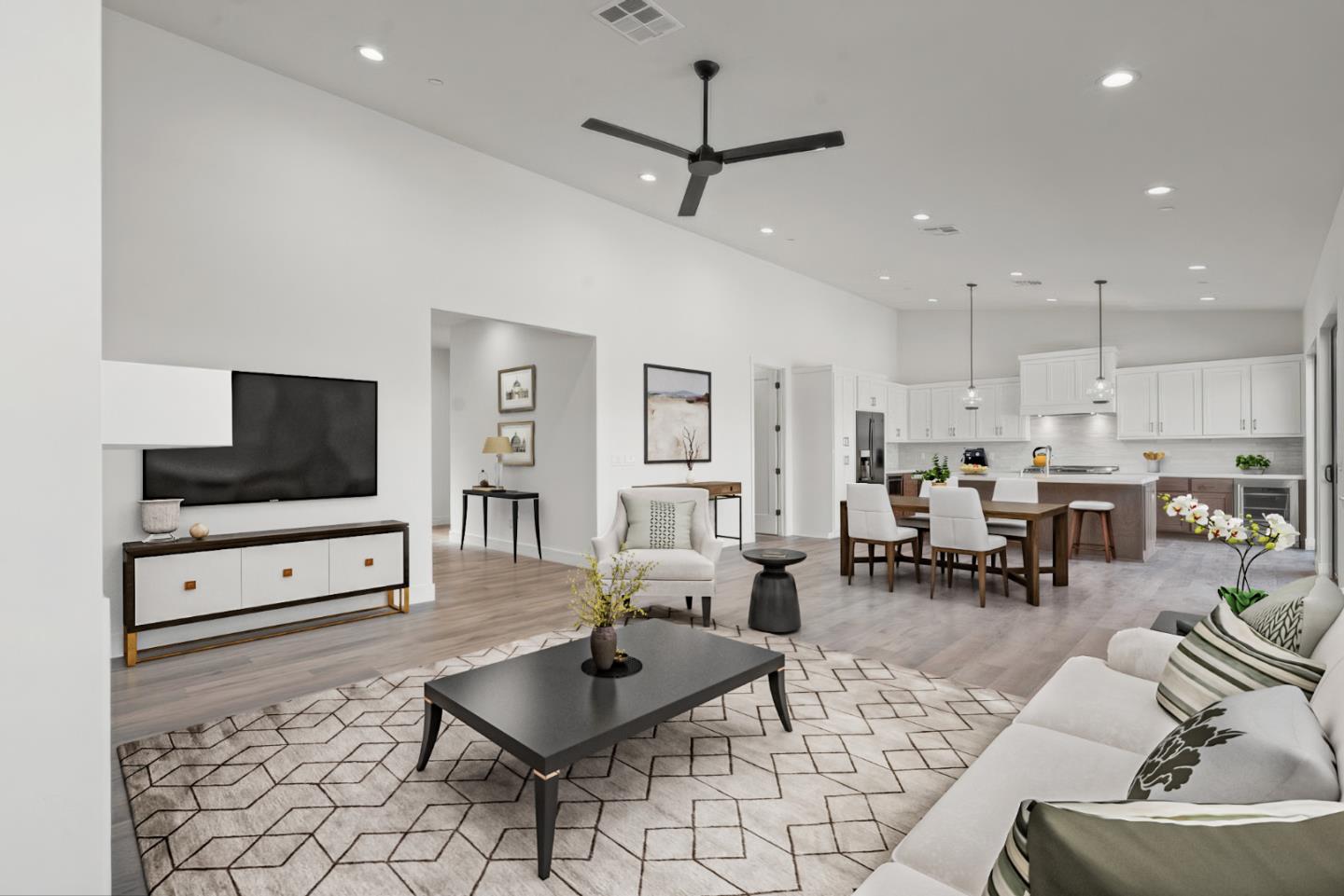 Detail Gallery Image 9 of 27 For 420 Maria #37,  Hollister,  CA 95023 - 4 Beds | 3 Baths