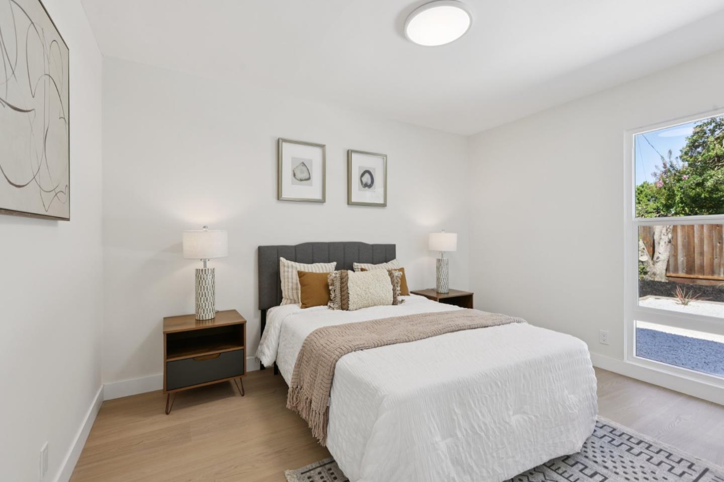 Detail Gallery Image 29 of 36 For 992 Planetree Pl, Sunnyvale,  CA 94086 - 4 Beds | 3 Baths