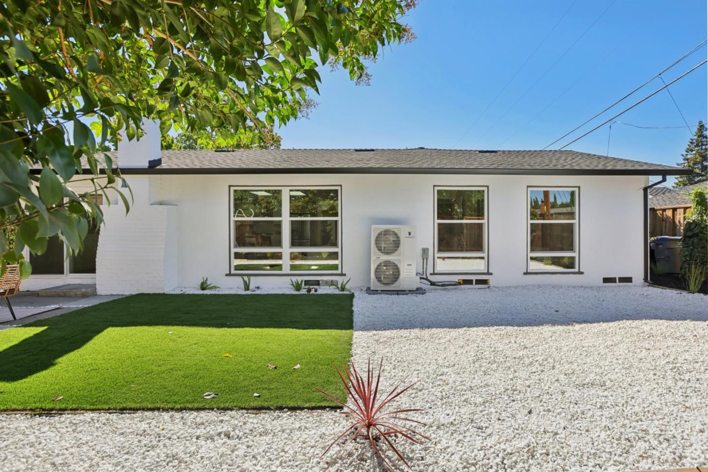 Detail Gallery Image 32 of 36 For 992 Planetree Pl, Sunnyvale,  CA 94086 - 4 Beds | 3 Baths