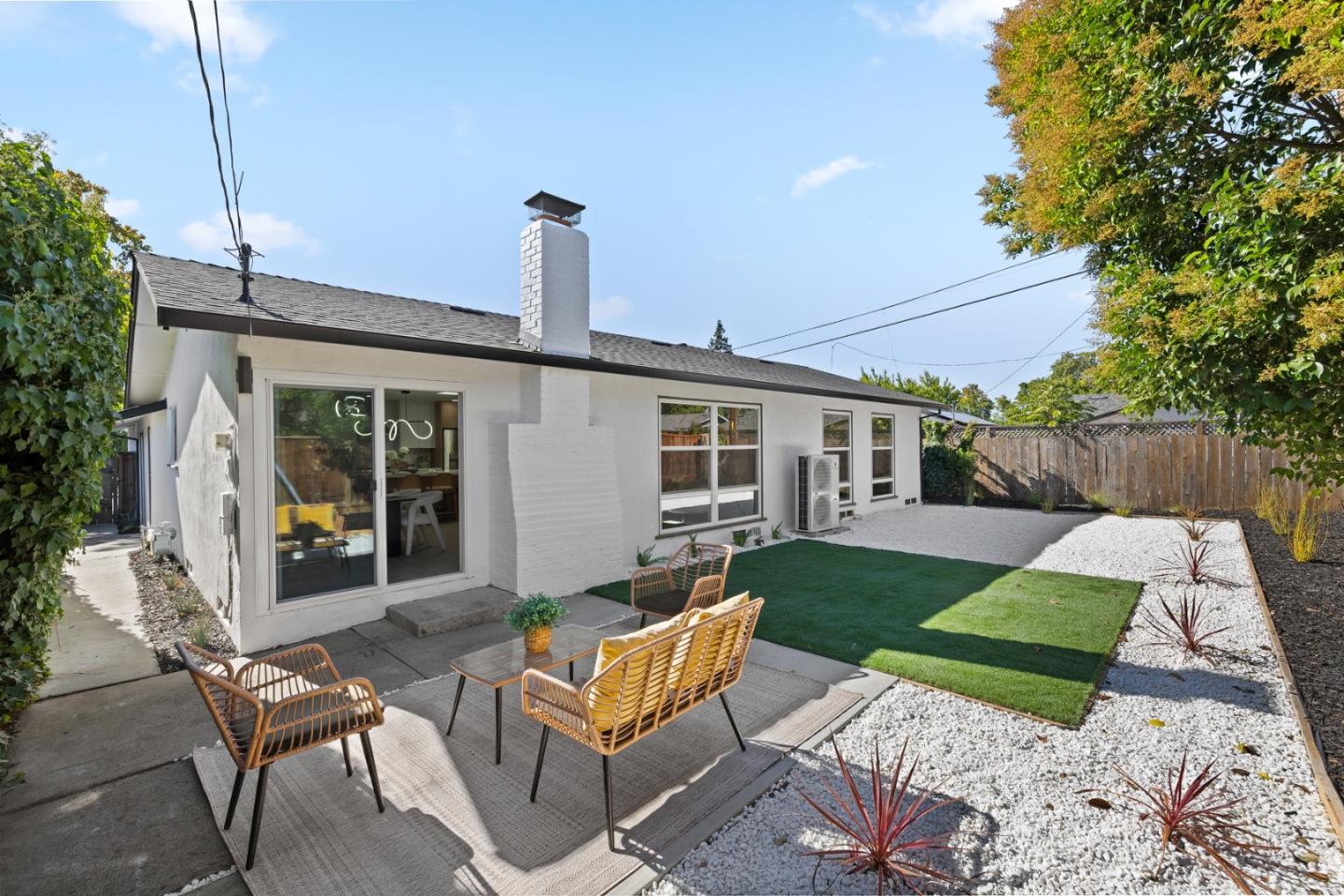 Detail Gallery Image 34 of 36 For 992 Planetree Pl, Sunnyvale,  CA 94086 - 4 Beds | 3 Baths