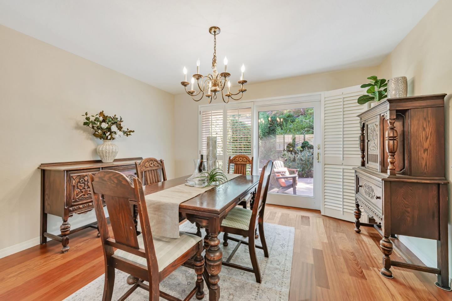 Detail Gallery Image 19 of 43 For 1521 Cherrywood Dr, San Mateo,  CA 94403 - 5 Beds | 2/1 Baths
