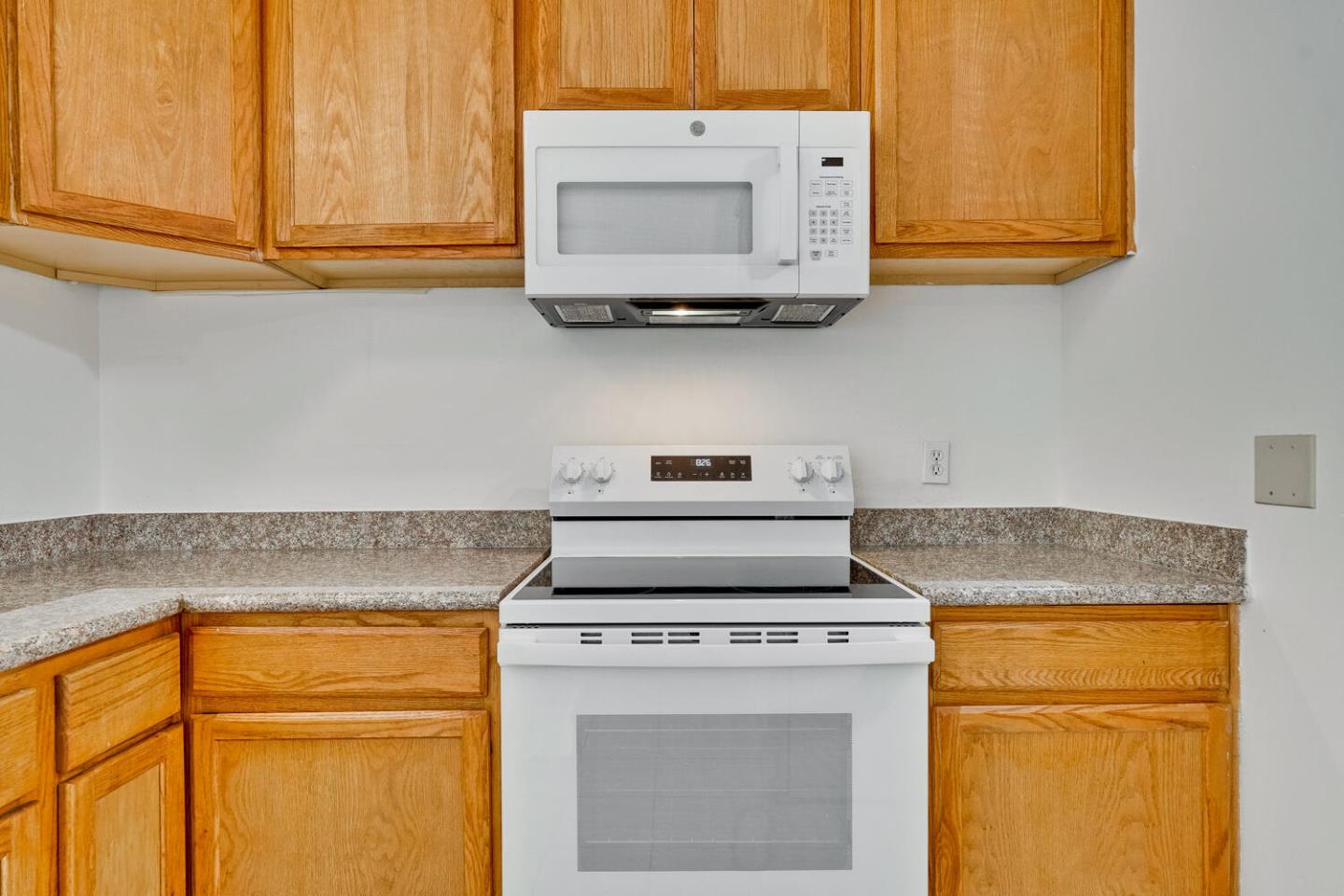 Detail Gallery Image 10 of 21 For 401 Lynn Ave, Milpitas,  CA 95035 - – Beds | – Baths