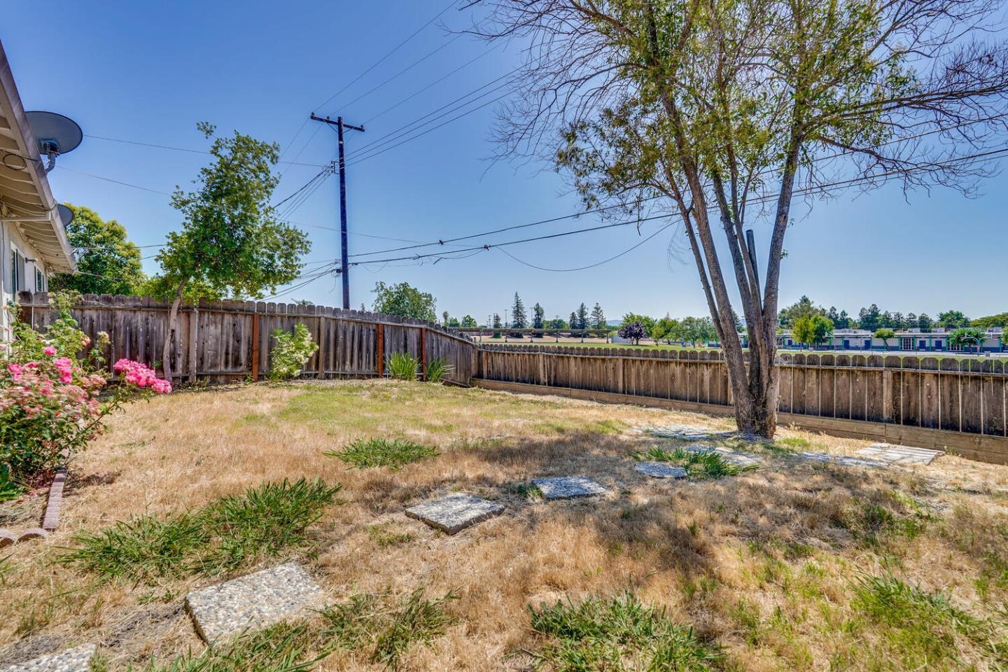 Detail Gallery Image 20 of 21 For 401 Lynn Ave, Milpitas,  CA 95035 - – Beds | – Baths