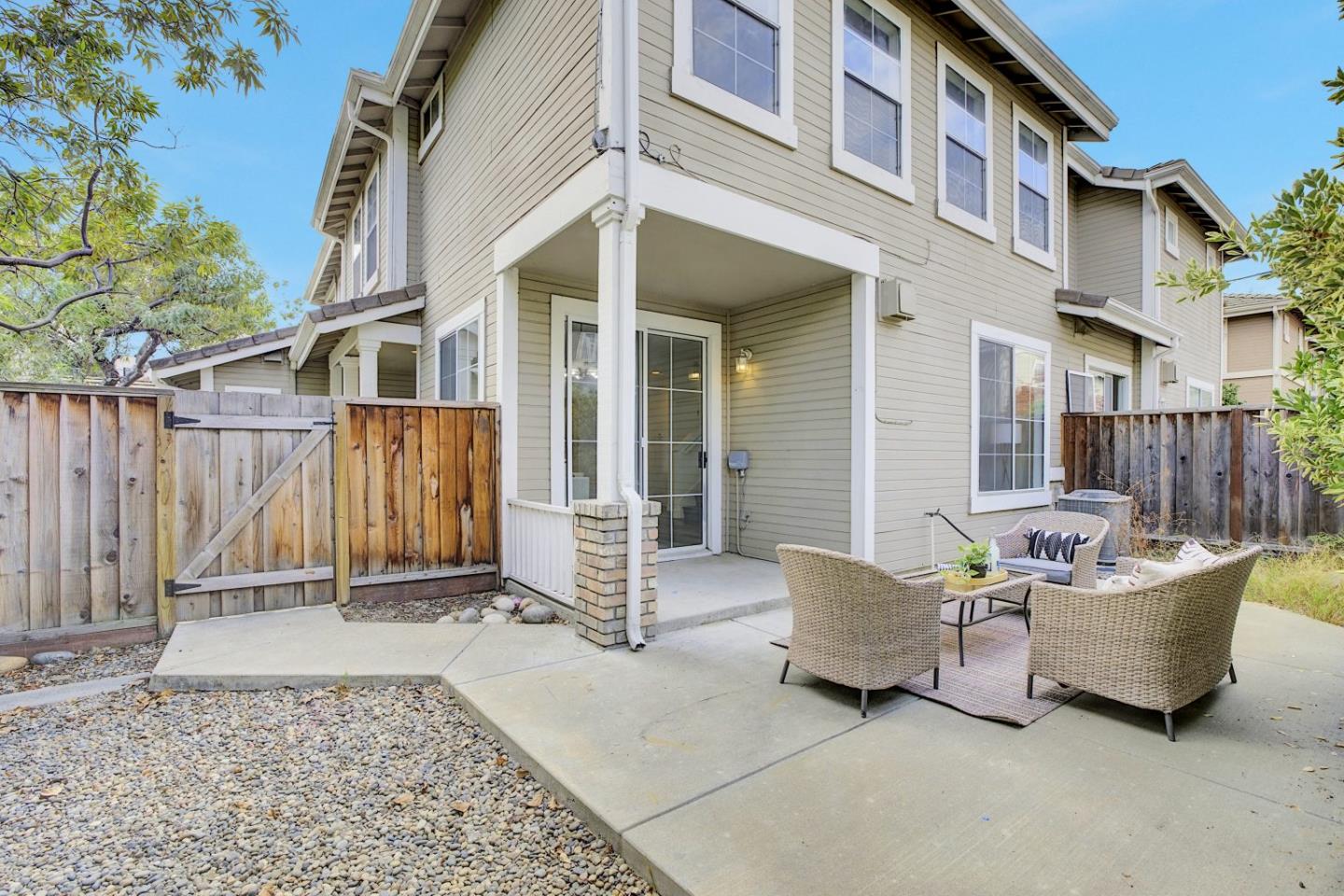 Detail Gallery Image 35 of 46 For 7 Crystal Ct, Milpitas,  CA 95035 - 3 Beds | 2/1 Baths