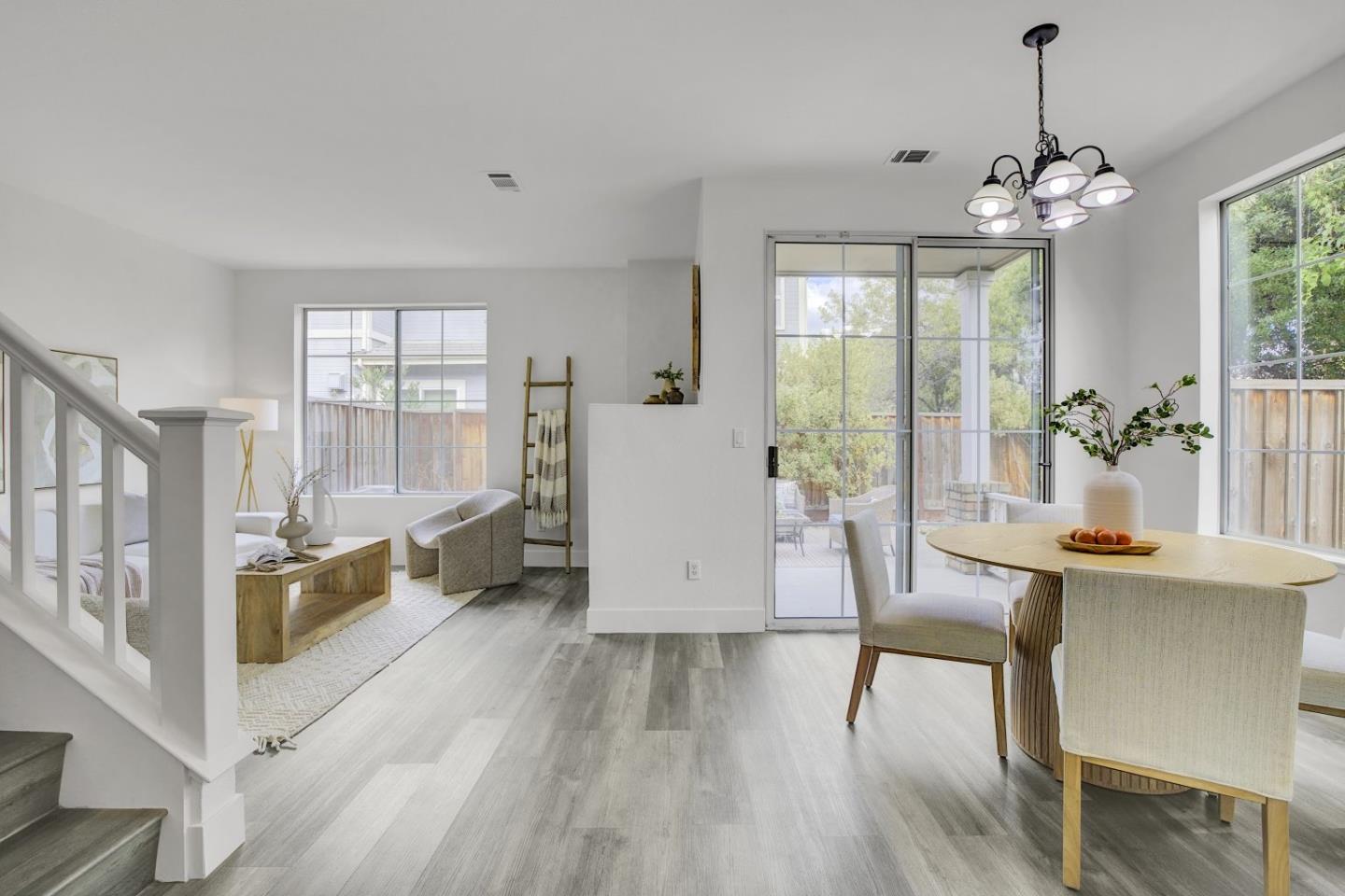 Detail Gallery Image 6 of 46 For 7 Crystal Ct, Milpitas,  CA 95035 - 3 Beds | 2/1 Baths