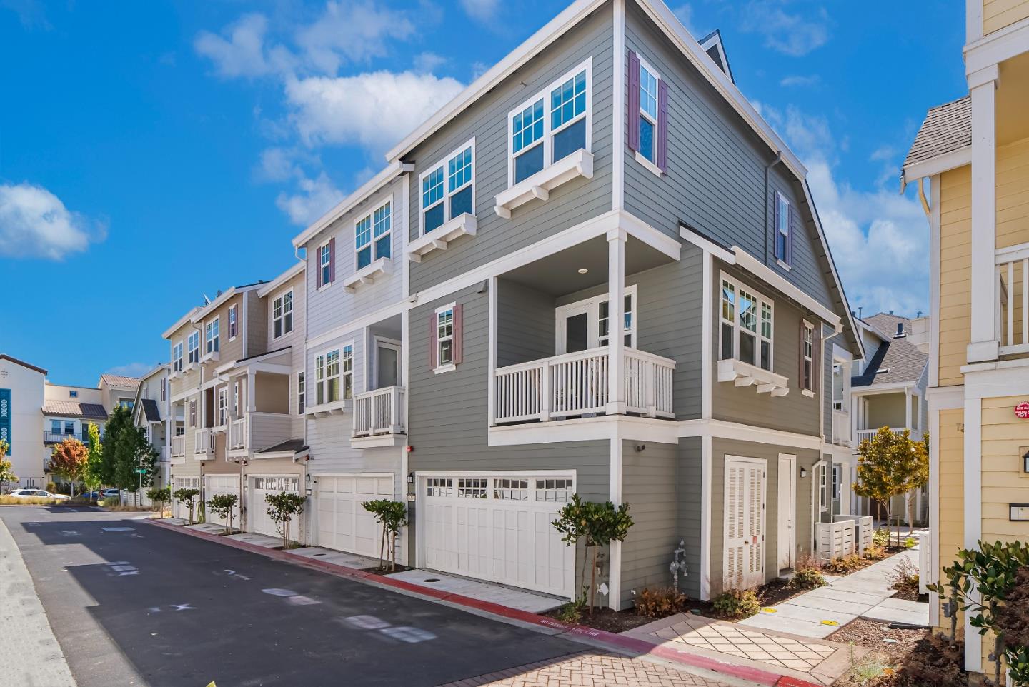 Detail Gallery Image 38 of 46 For 119 Orbit Way, Mountain View,  CA 94043 - 4 Beds | 3/1 Baths