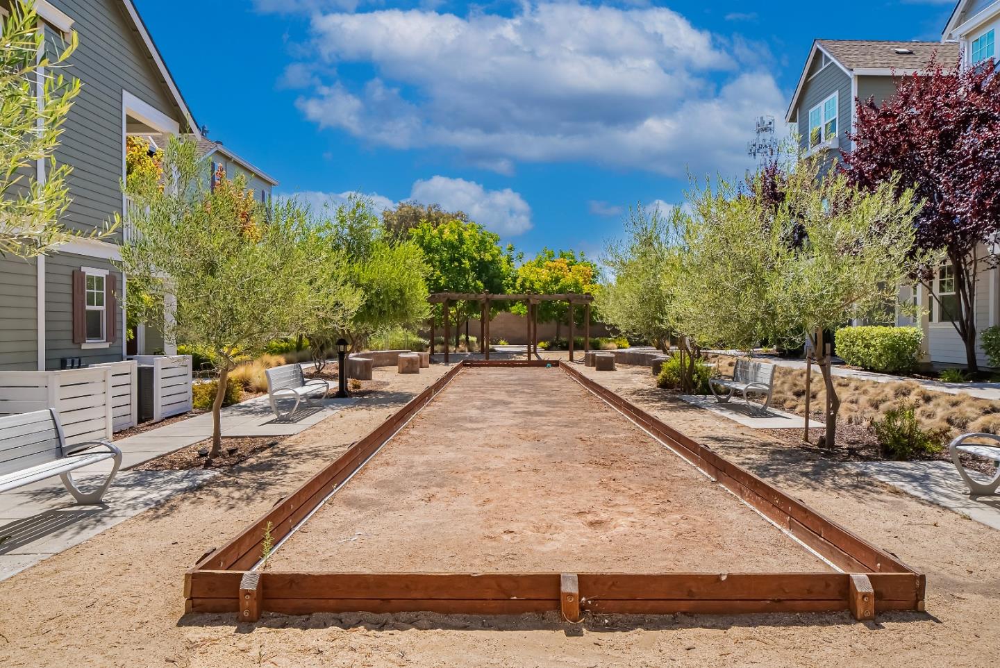 Detail Gallery Image 41 of 46 For 119 Orbit Way, Mountain View,  CA 94043 - 4 Beds | 3/1 Baths