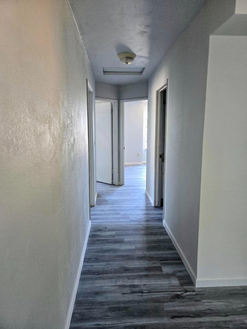 Detail Gallery Image 12 of 17 For 608 Bluerock Dr, Antioch,  CA 94509 - 4 Beds | 2/1 Baths