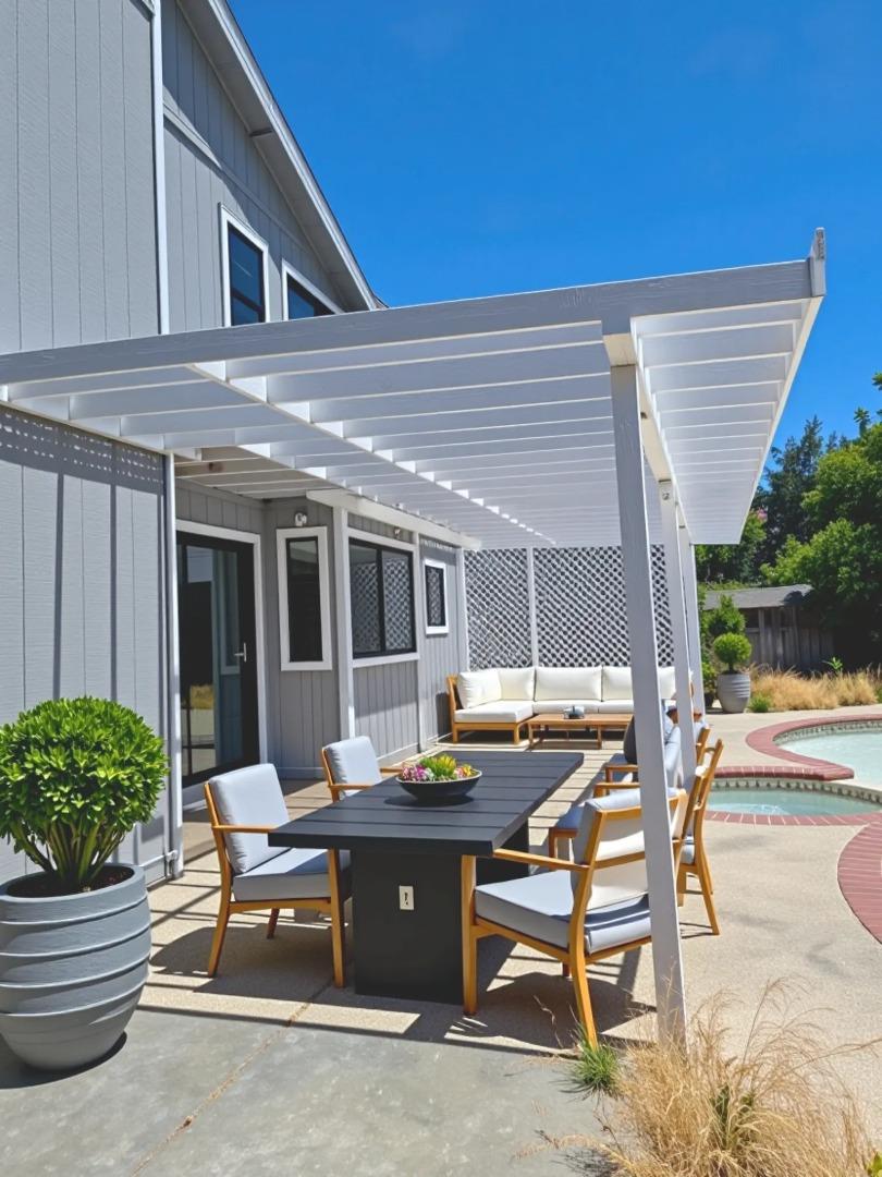 Detail Gallery Image 15 of 17 For 608 Bluerock Dr, Antioch,  CA 94509 - 4 Beds | 2/1 Baths