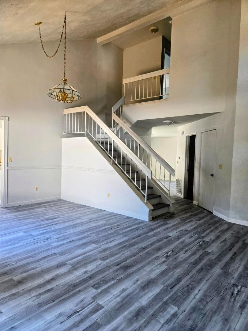 Detail Gallery Image 9 of 17 For 608 Bluerock Dr, Antioch,  CA 94509 - 4 Beds | 2/1 Baths
