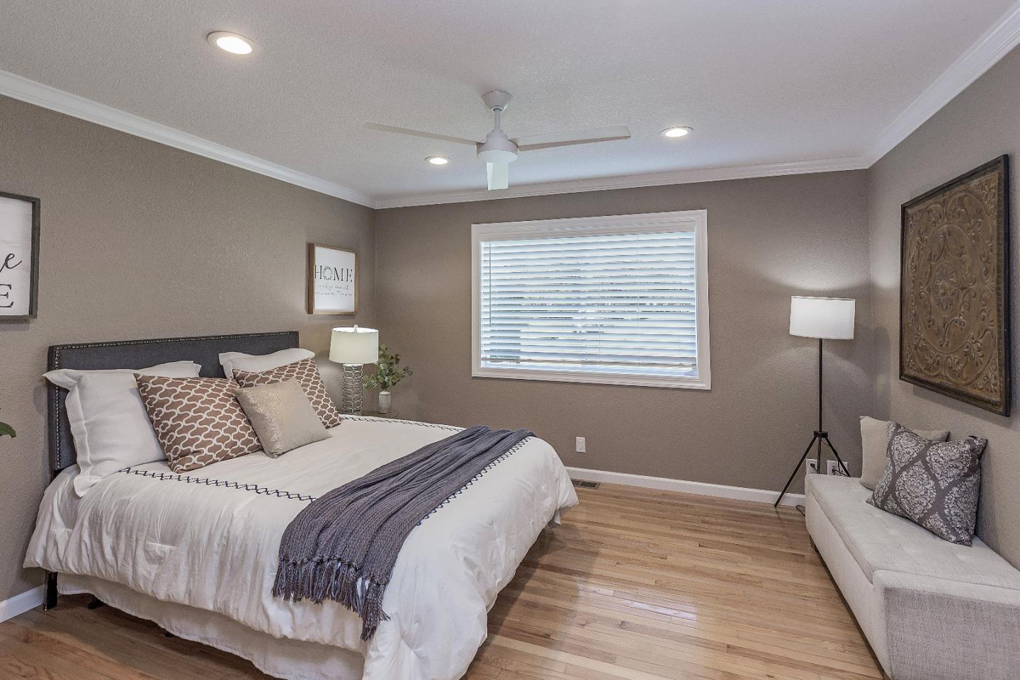 Detail Gallery Image 16 of 33 For 1006 Almarida Dr, San Jose,  CA 95128 - 4 Beds | 3 Baths