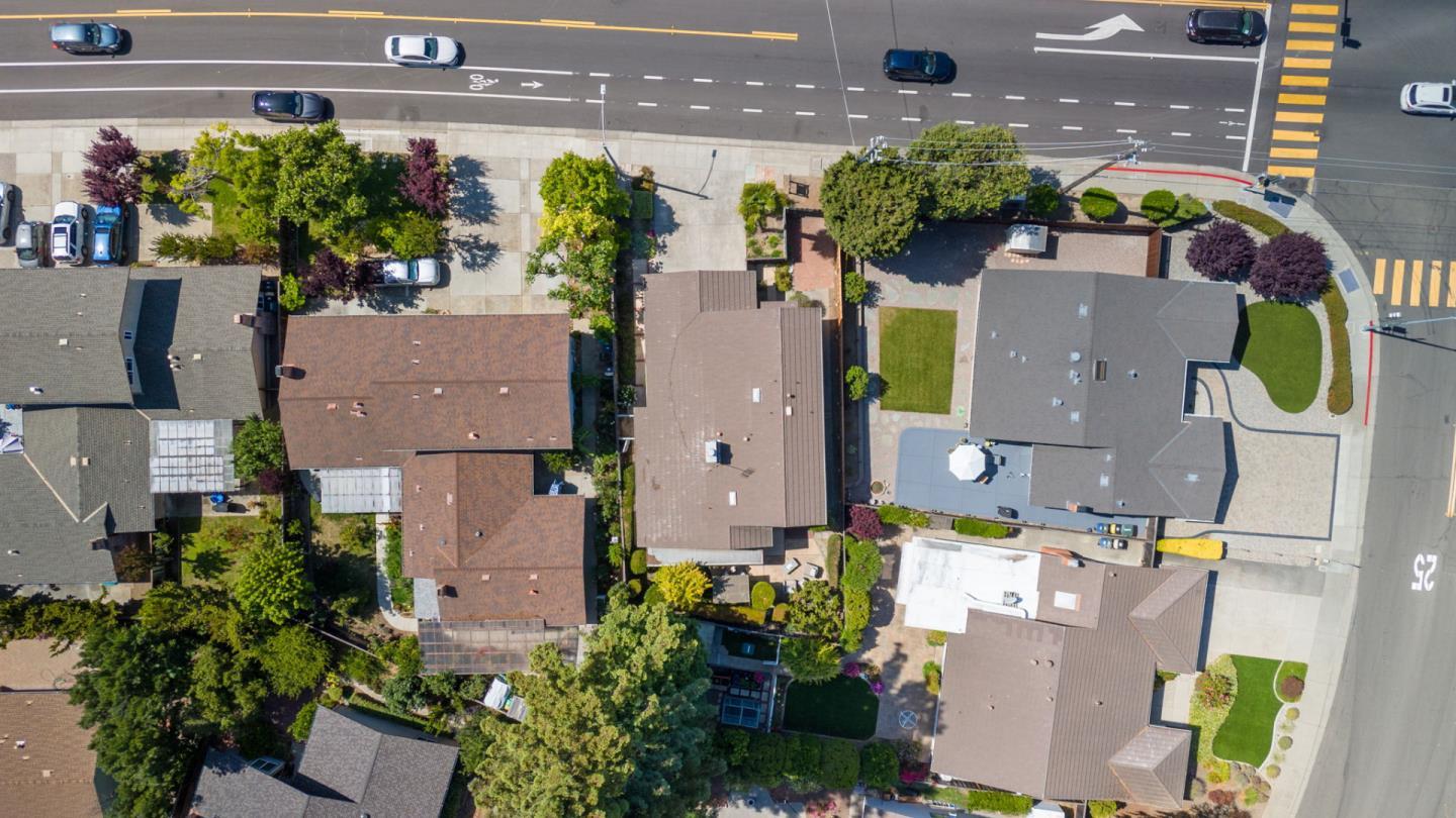Detail Gallery Image 36 of 41 For 731 Old San Francisco Rd, Sunnyvale,  CA 94086 - 4 Beds | 2/1 Baths