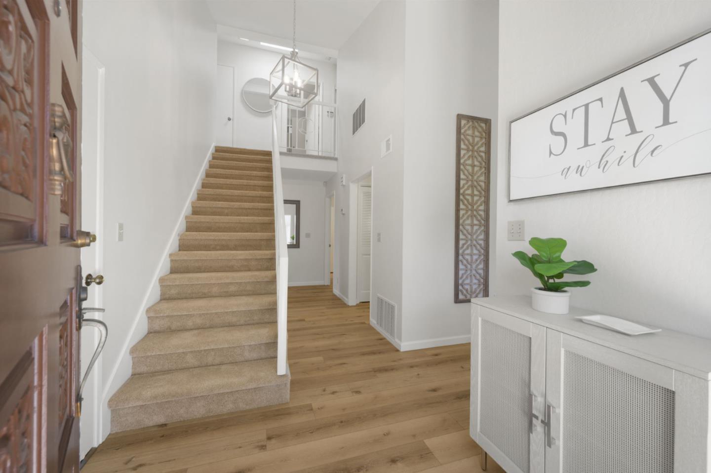 Detail Gallery Image 4 of 41 For 731 Old San Francisco Rd, Sunnyvale,  CA 94086 - 4 Beds | 2/1 Baths