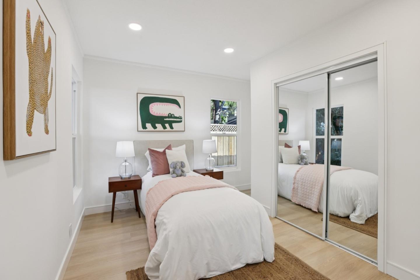 Detail Gallery Image 14 of 41 For 453 N Rengstorff Ave #15,  Mountain View,  CA 94043 - 3 Beds | 2 Baths