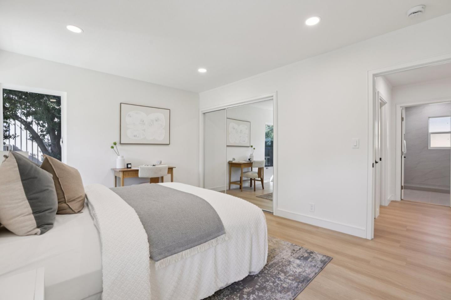 Detail Gallery Image 17 of 41 For 453 N Rengstorff Ave #15,  Mountain View,  CA 94043 - 3 Beds | 2 Baths