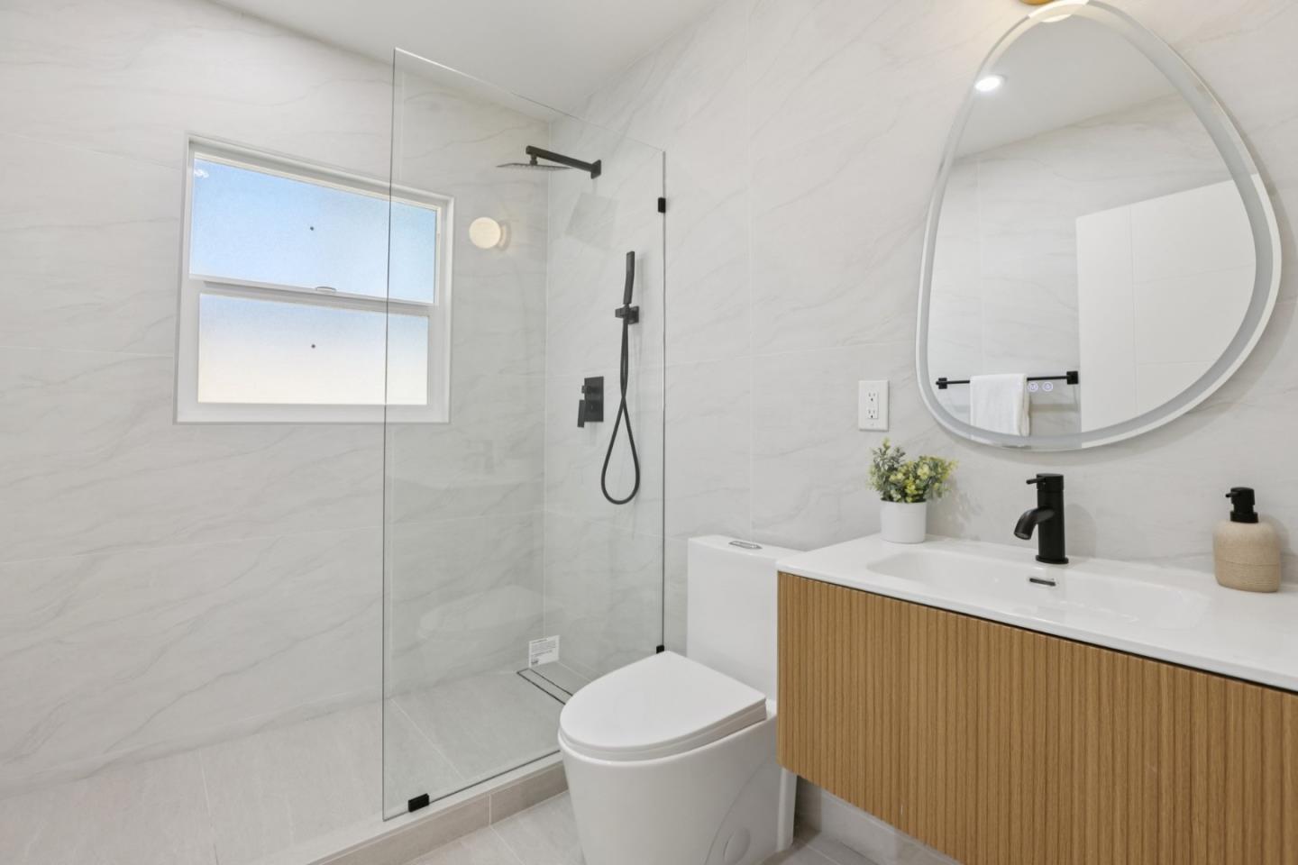 Detail Gallery Image 26 of 41 For 453 N Rengstorff Ave #15,  Mountain View,  CA 94043 - 3 Beds | 2 Baths