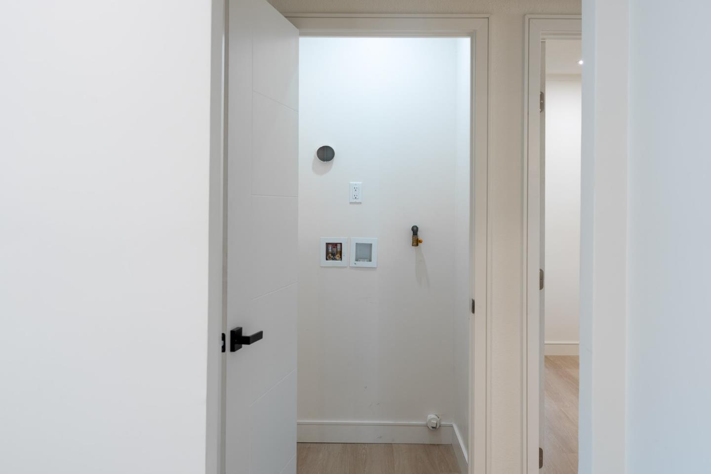 Detail Gallery Image 29 of 41 For 453 N Rengstorff Ave #15,  Mountain View,  CA 94043 - 3 Beds | 2 Baths