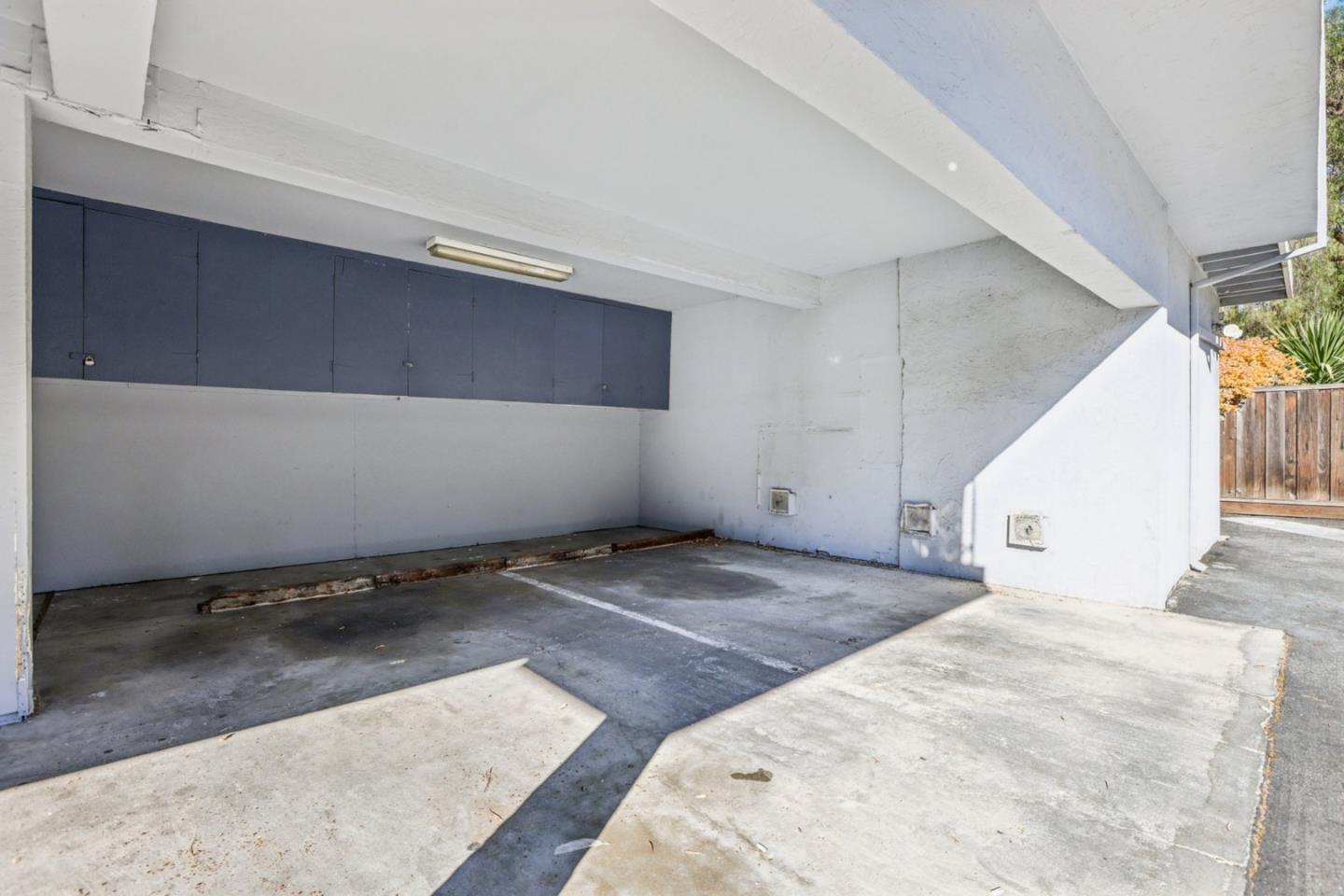 Detail Gallery Image 39 of 41 For 453 N Rengstorff Ave #15,  Mountain View,  CA 94043 - 3 Beds | 2 Baths