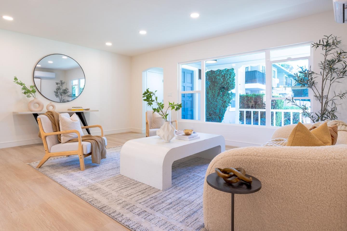 Detail Gallery Image 6 of 41 For 453 N Rengstorff Ave #15,  Mountain View,  CA 94043 - 3 Beds | 2 Baths