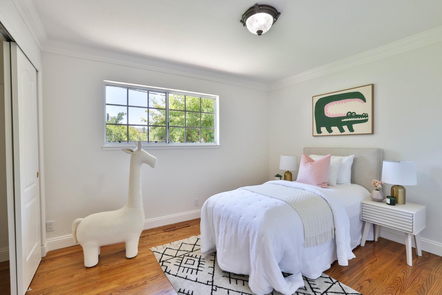 Detail Gallery Image 17 of 30 For 1330 Flower Ct, Cupertino,  CA 95014 - 4 Beds | 2/1 Baths