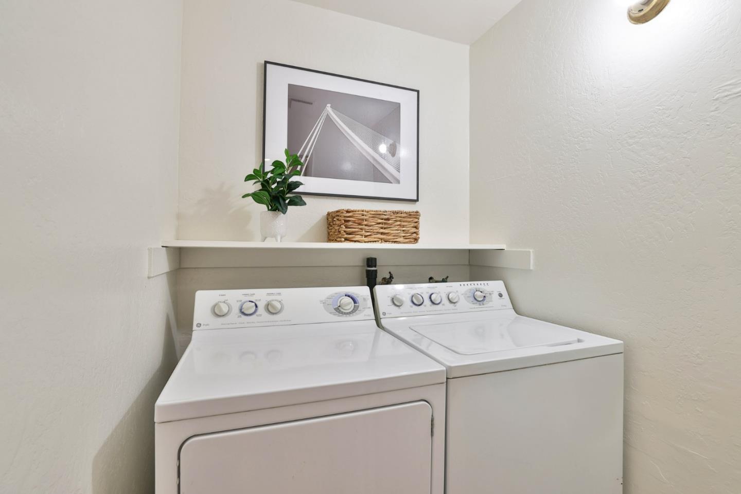 Detail Gallery Image 26 of 30 For 1330 Flower Ct, Cupertino,  CA 95014 - 4 Beds | 2/1 Baths